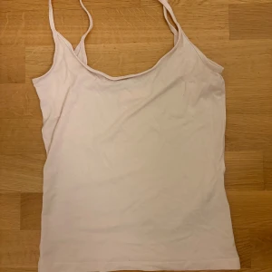 Ljusrosa linne - Ljusrosa linne från Gina, knappt använt 