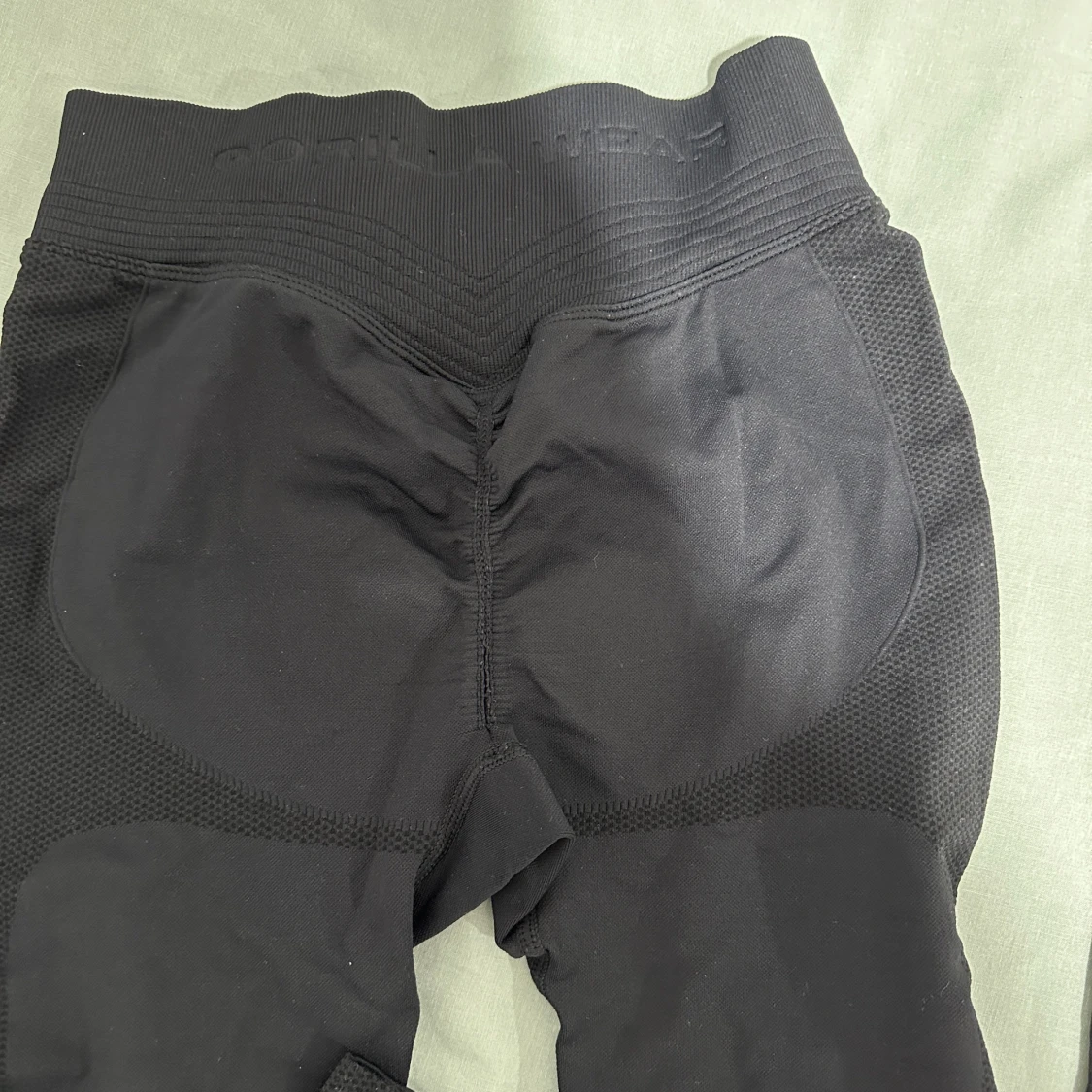 Svarta leggings från Gorilla Wear - 2