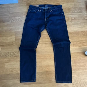 Selvedge dondup jeans - Riktigt feta selvedge jeans från dondup. Väldigt bra skick. Skriv om du har fler frågor🙌