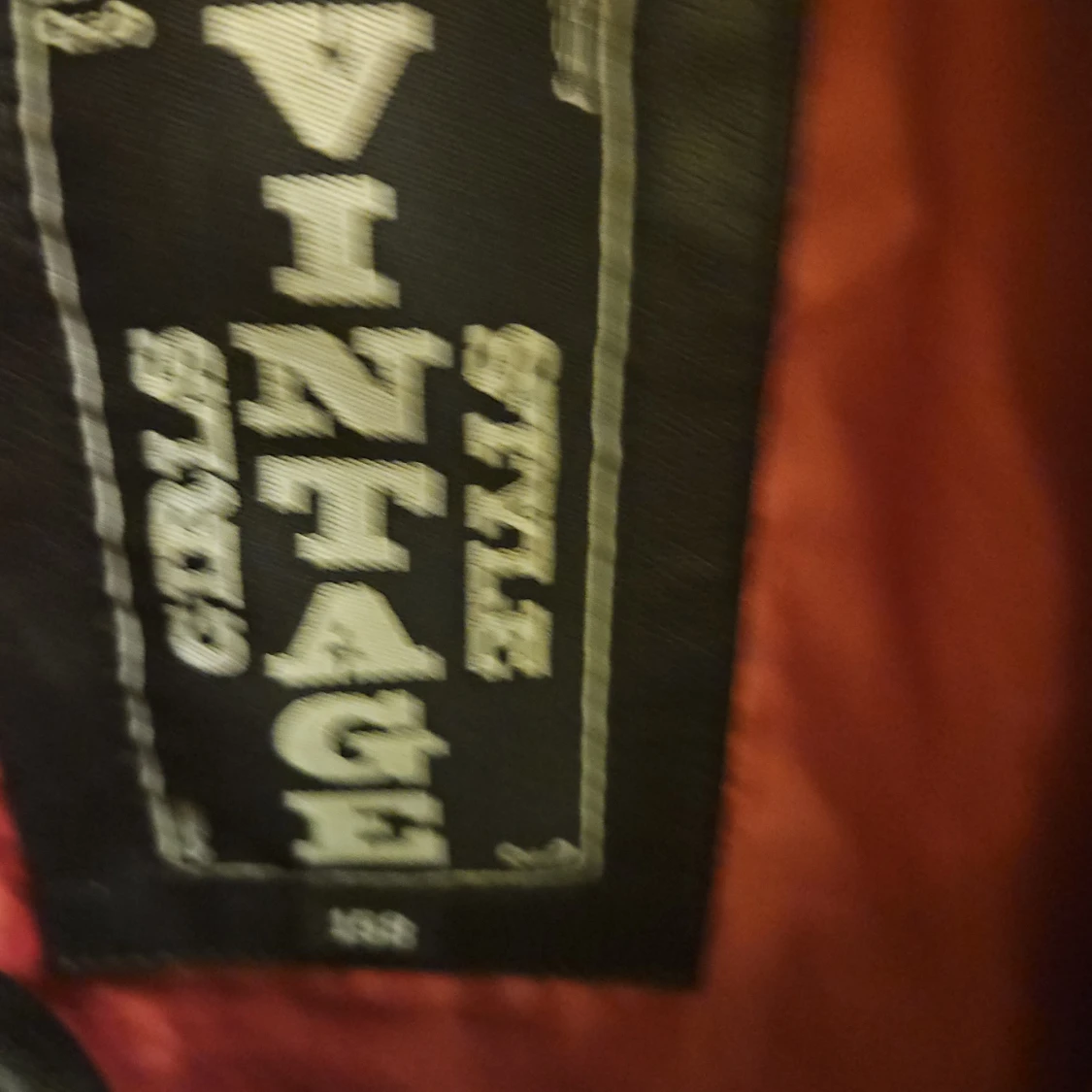 Svart skinnjacka från Vintage Girls - 2