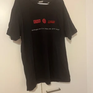 T-paita XXL - Miesten musta perus t-paita. Koko XXL. Kaikai n 56-66cm. Eläintalous MMM, lisätietoja saa kysymällä  Katsothan myös muut ilmoitukseni Tarjoa 