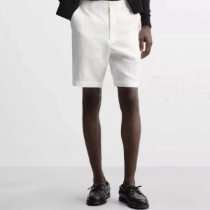 Vita linneshorts ZARA - Fräscha vita shorts i linne. Ord pris är 449kr