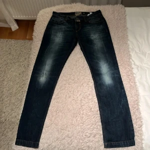 D&G jeans , stl 34 - Skriv om du har frågor👍