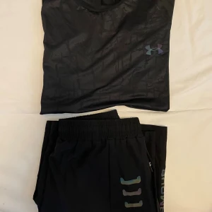 Under armour set - Shorts och T-shirt set från under armour storlek L
