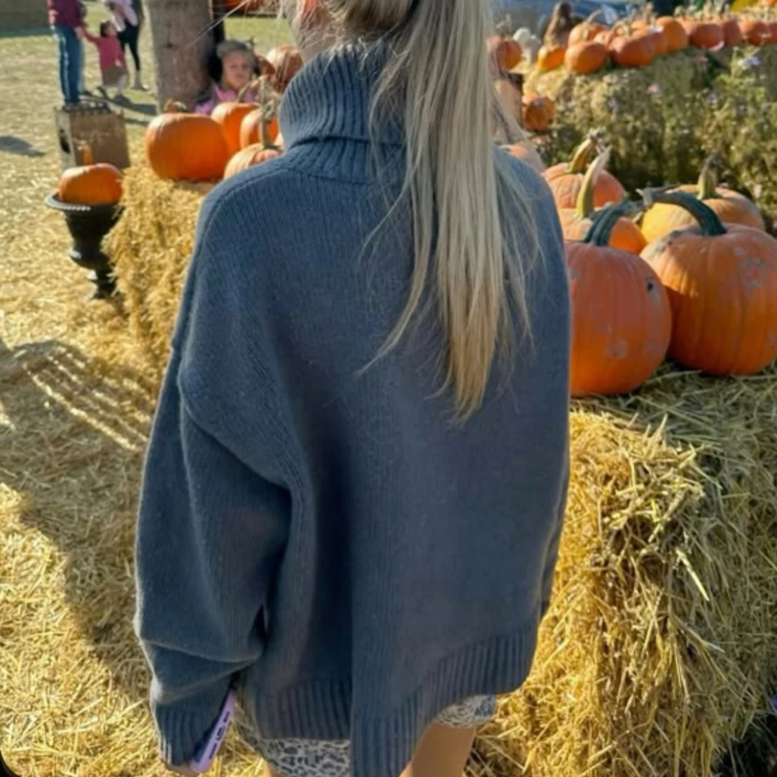 Finaste stickade tröjan - 1