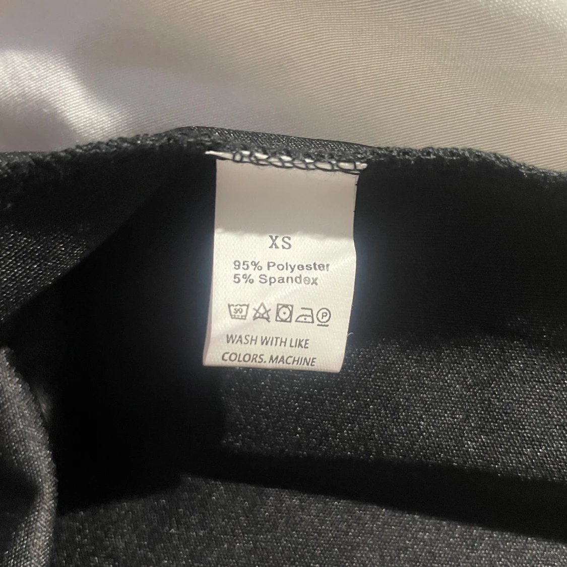 Svart ärmlös kortklänning XS - 2