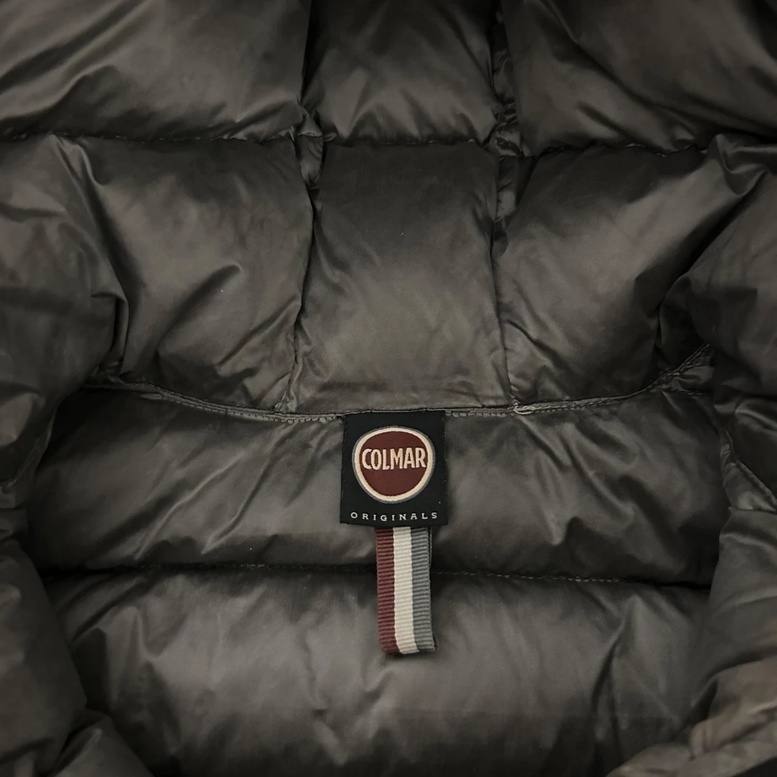 Svart pufferjacka från Colmar - 2