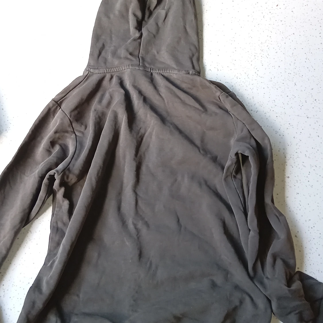 Svart hoodie från Peak Performance - 1