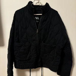 Zara Jacka - Sååå fin jacka💗🥂🫶