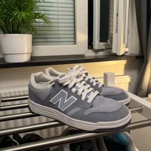Newbalance skor - Newbalance skor storlek 42