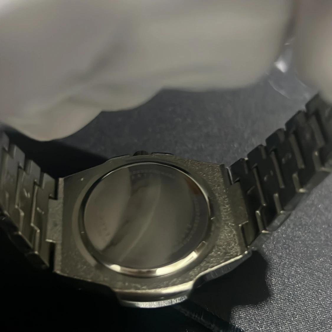 Silverfärgad klocka från Spolo - 3