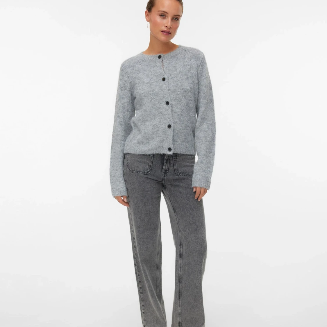 Grå stickad kofta  - 1