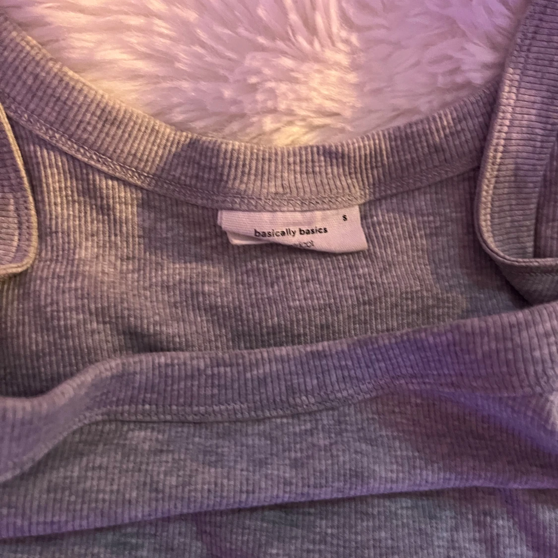 Grå linnetopp från Gina tricot - 2