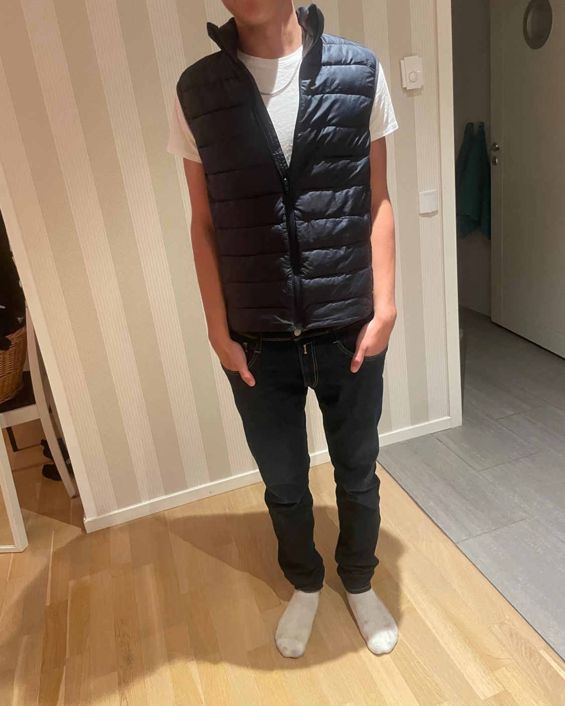 Mörkblå dunväst med dragkedja HM - 5