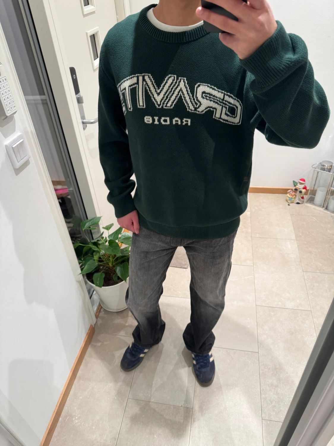 Mörkgrön stickad tröja Weekday S