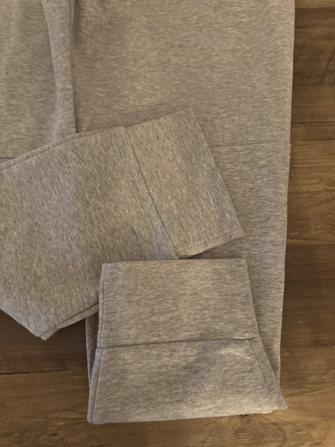 Grå mjukisbyxor från Lacoste L - 4