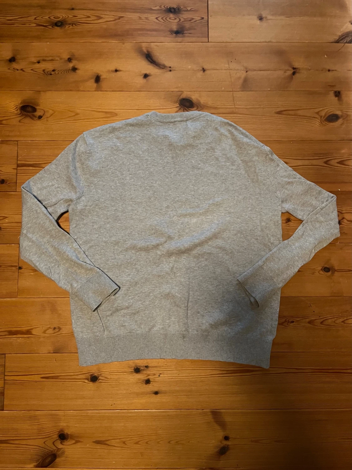 Grå Långarmad Tröja - 1