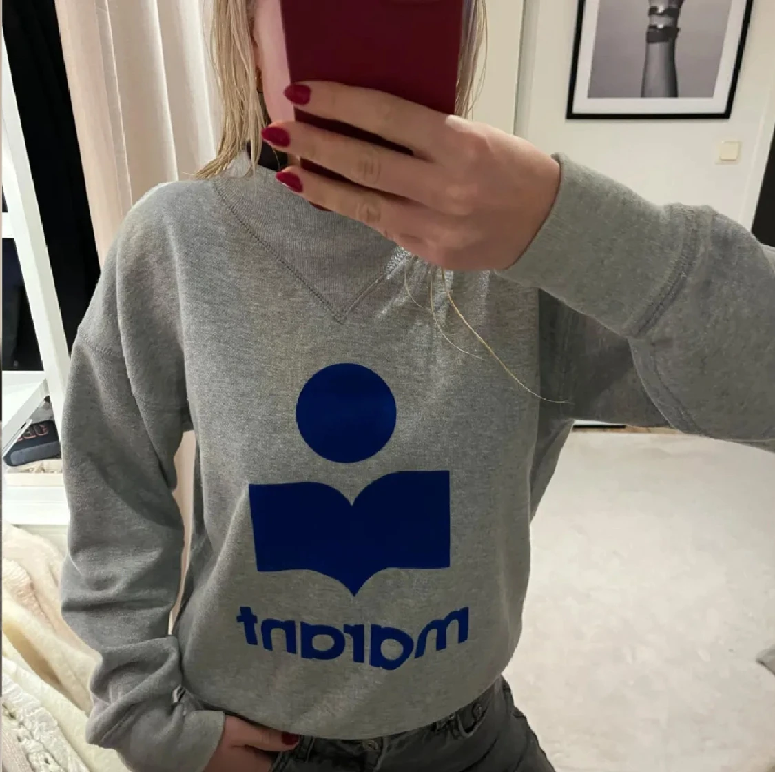Grå sweatshirt från Marant med blå logga