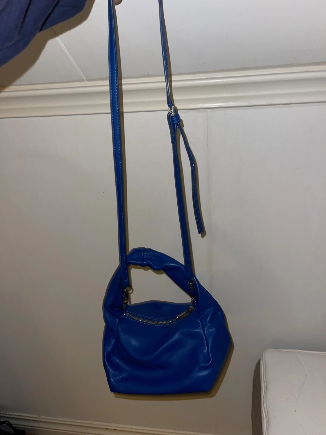 Blå axelväska med dragkedja - 3