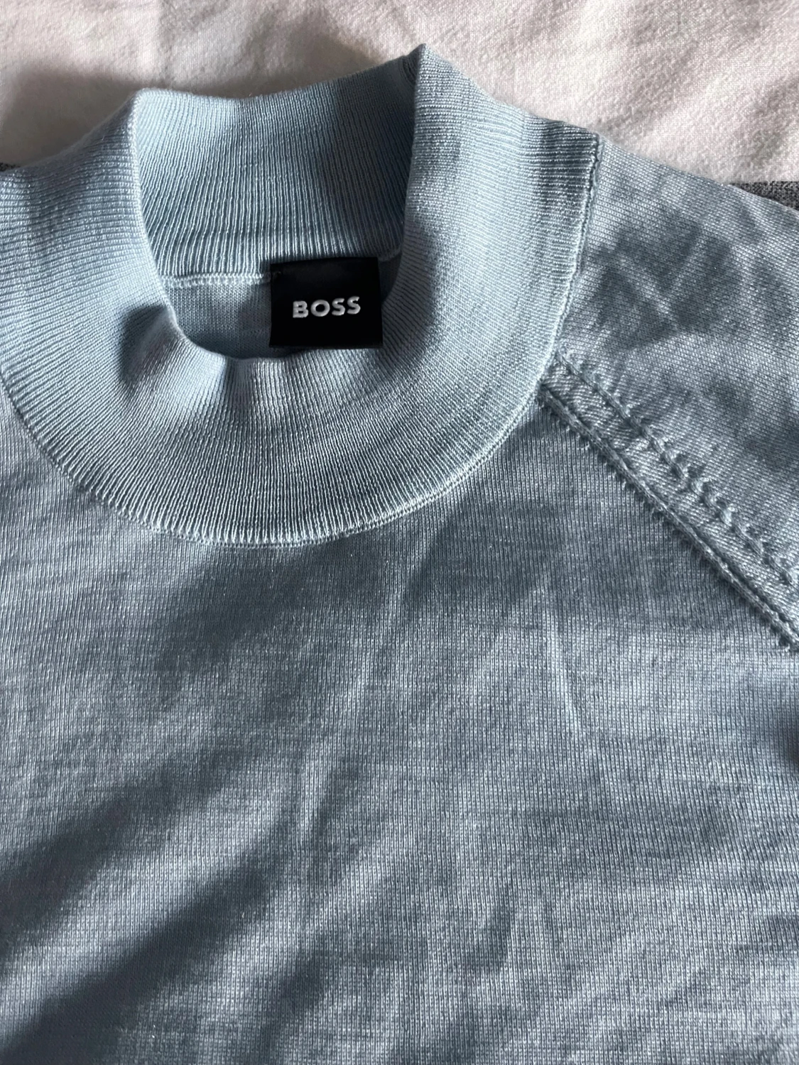 Ljusblå tröja från BOSS, storlek L - 1