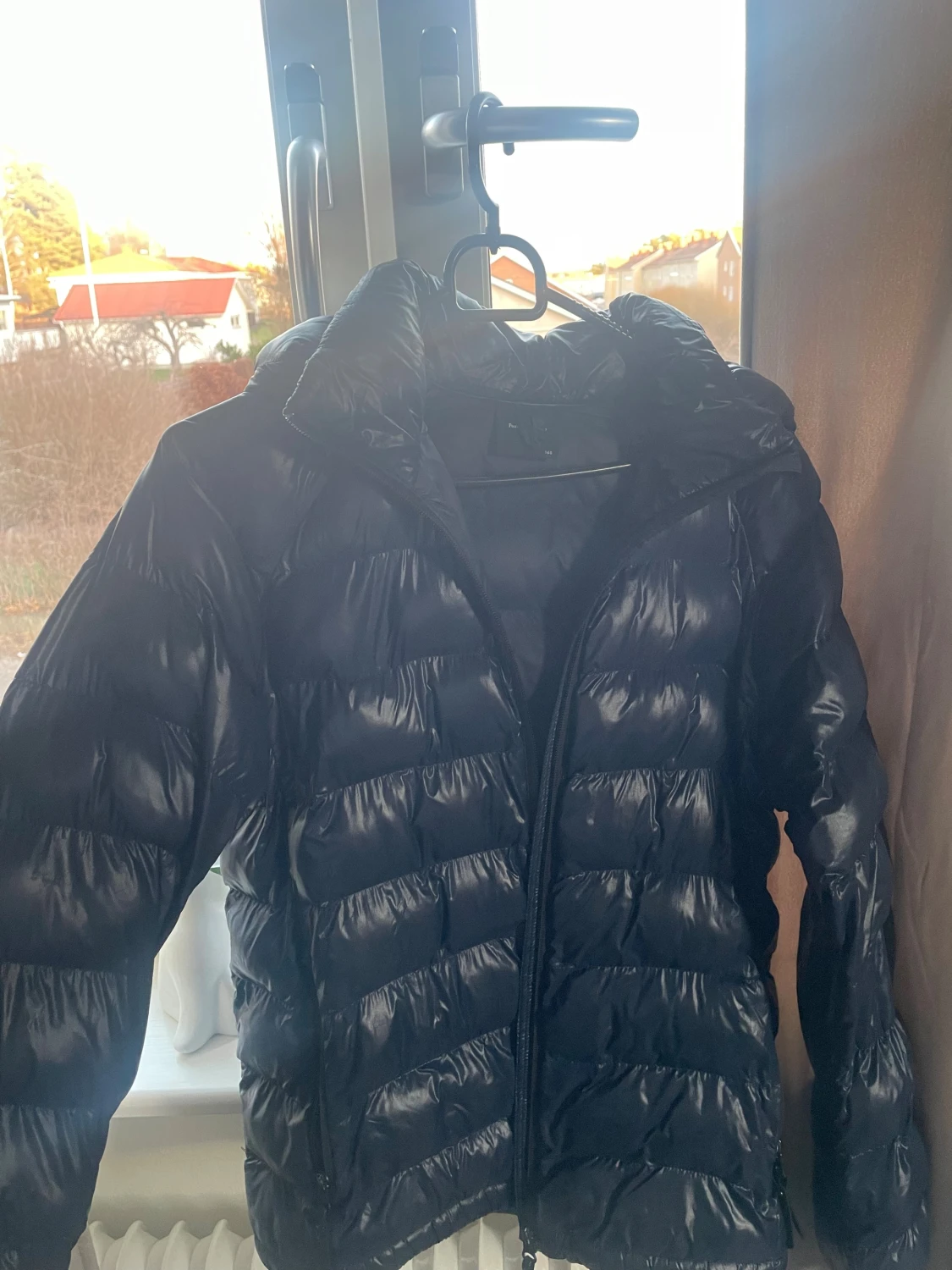 Mörkblå Peak Performance dunjacka - 4