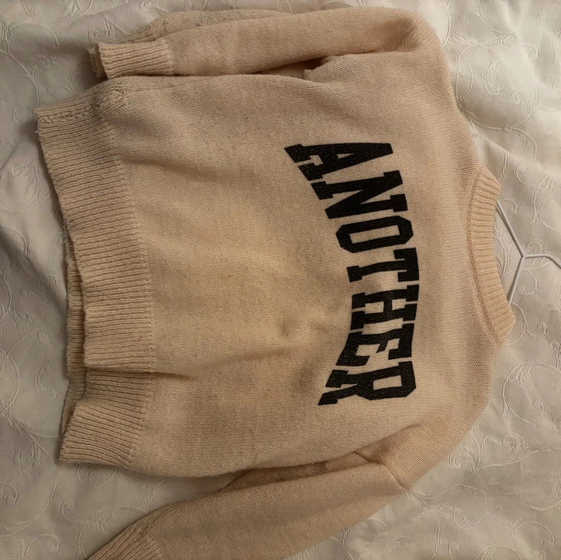 Stickad tröja med tryck - 2