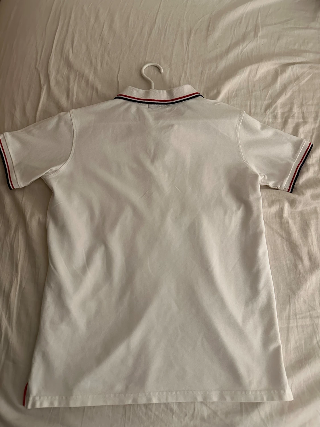 Vit Moncler pikétröja  - 1