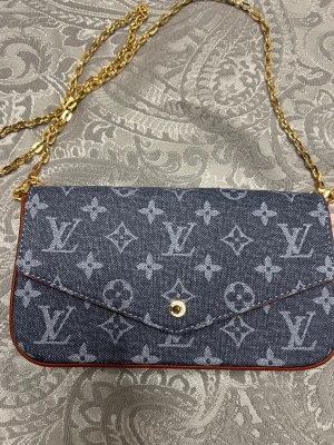 Dam väska märkes - Dam väska märkes, 