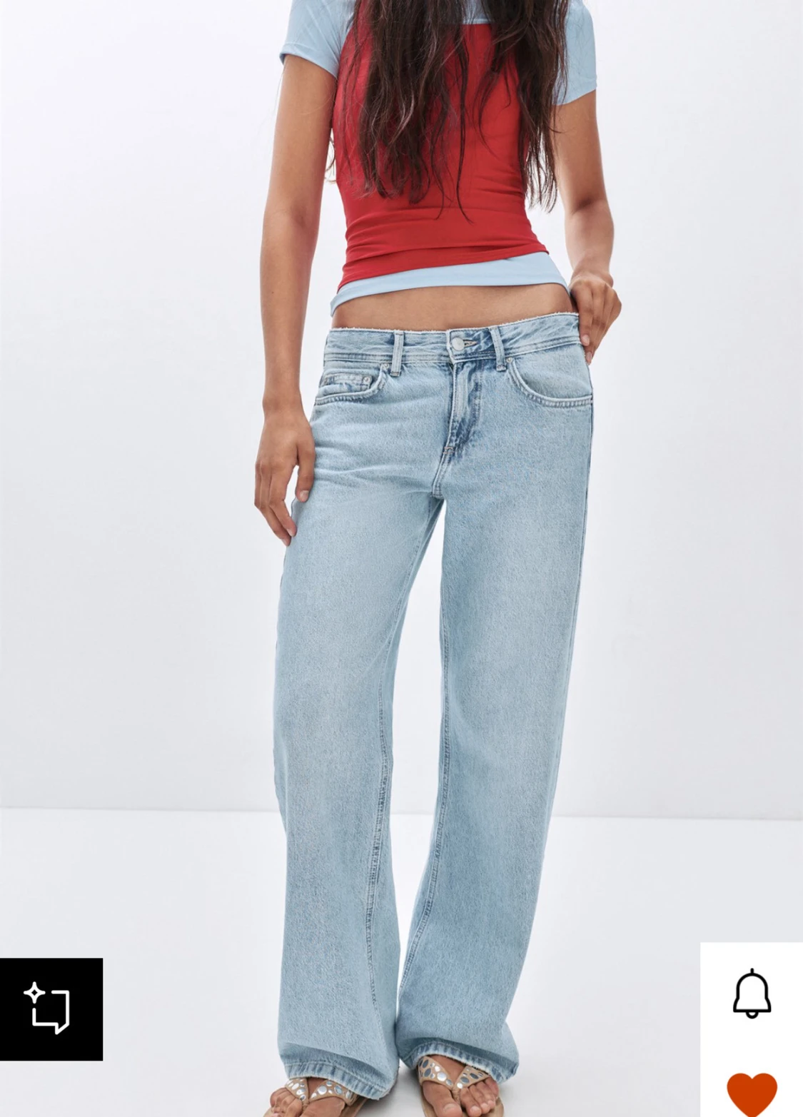 Ljusblå wide jeans med låg midja