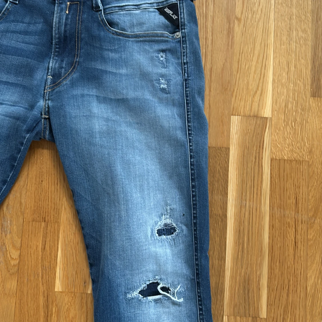 Blå Replay Hyperflex jeans med slitningar - 1