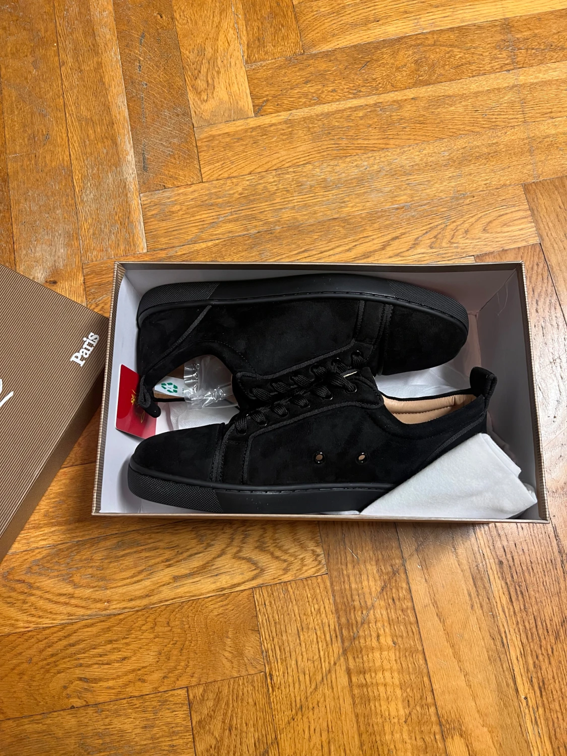 Helt nya Christian Louboutin - 1