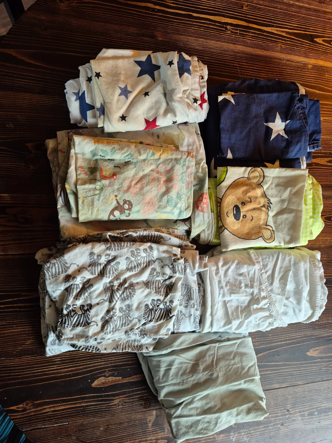 Sängkläder till spjälsäng 