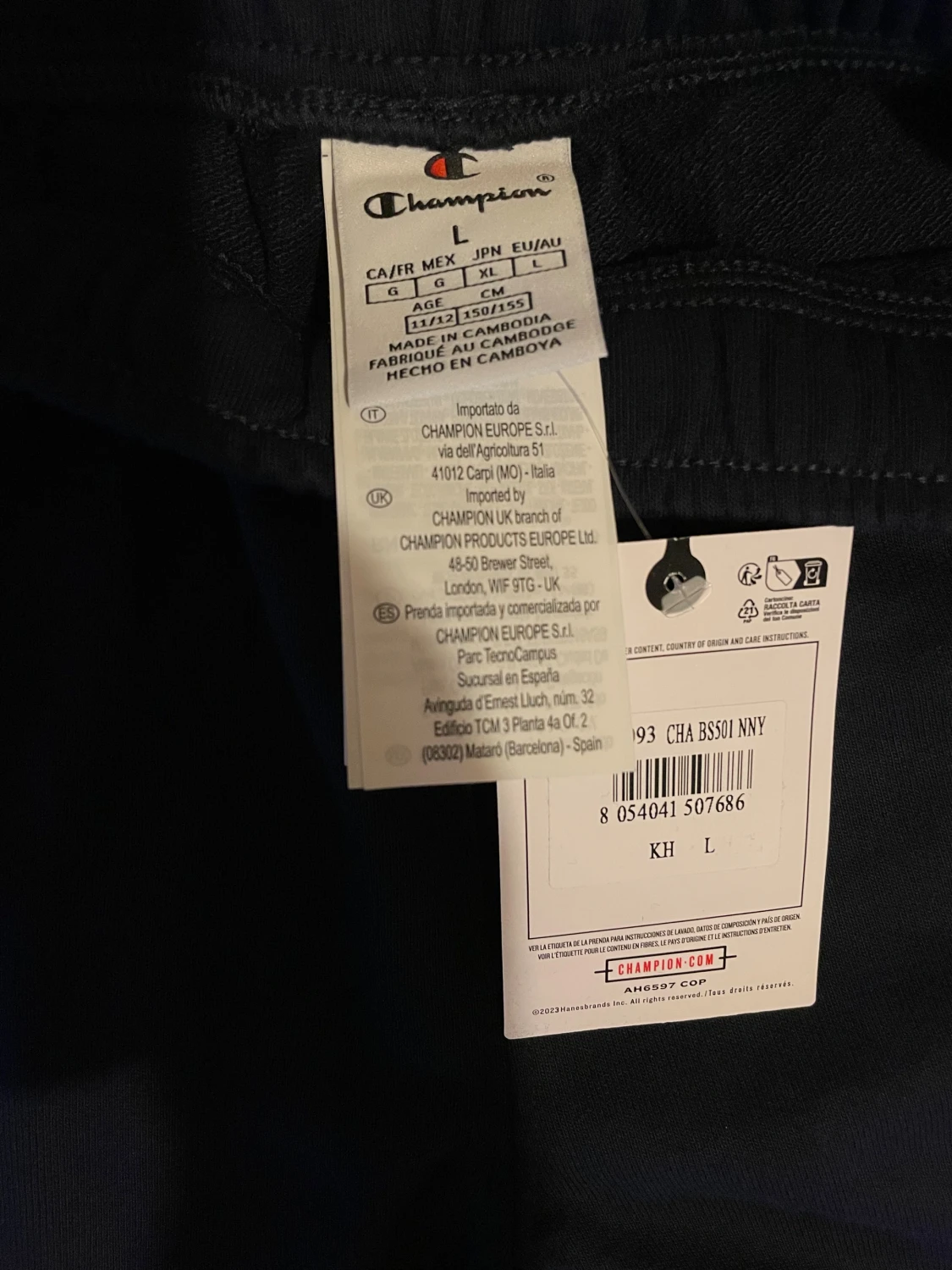 Mörkblå mjukisbyxor från Champion barnkläder 155 cm. 12 year  - 4