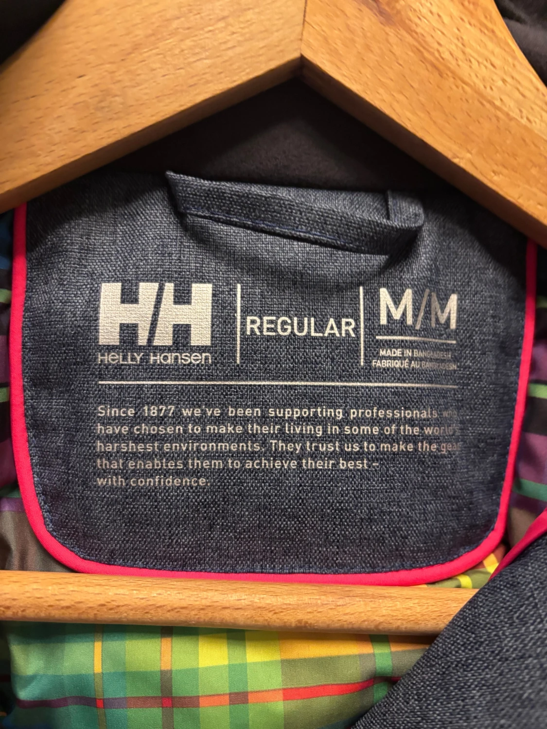 Skidjacka i jeansfärg från Helly Hansen - 1