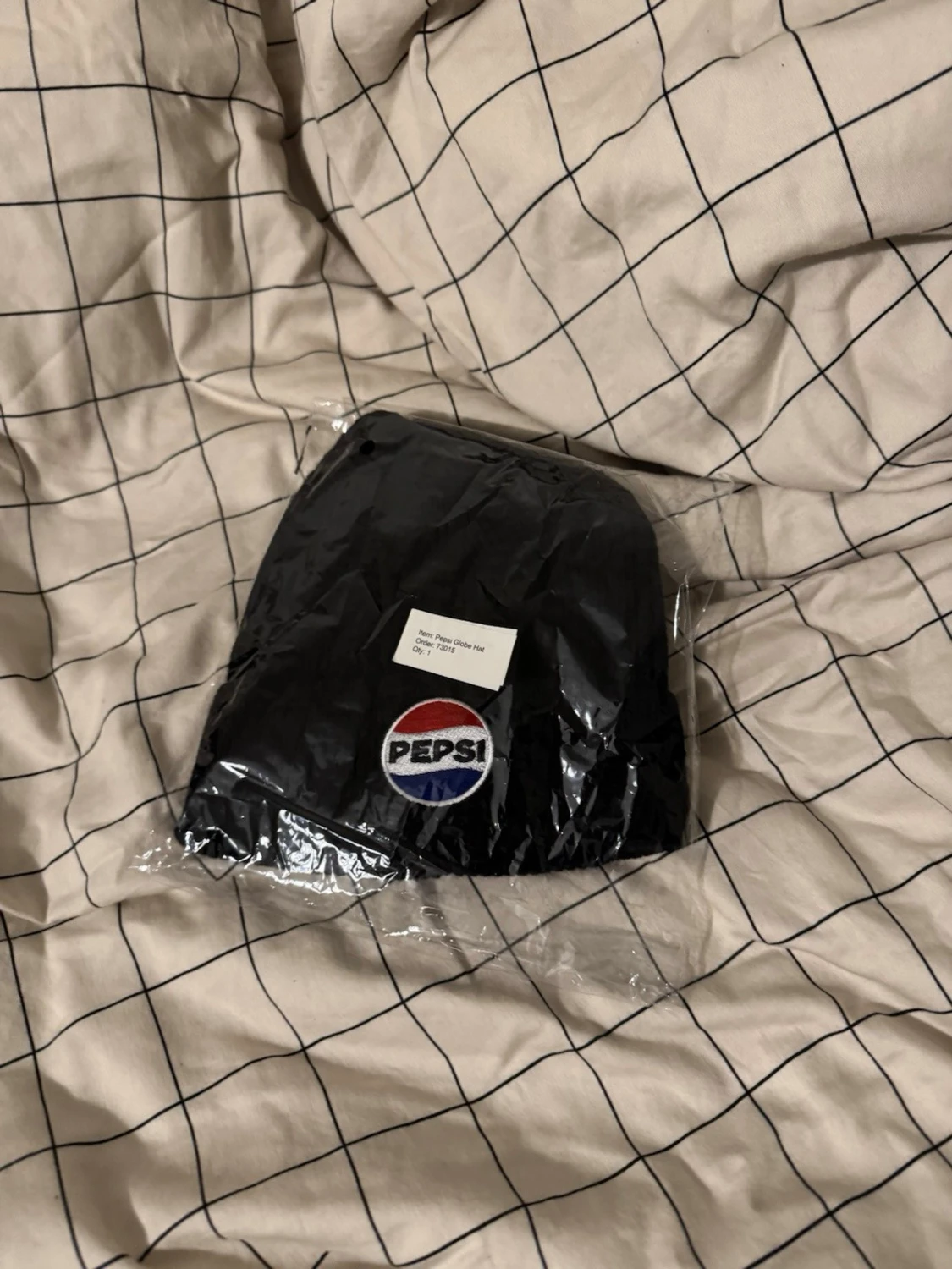 Svart Pepsi mössa med broderad logga