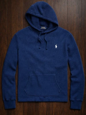 Ralph Lauren Hoodie - Säljer denna riktigt snygga Ralph Lauren Hoodie i royal blue. Skick - 9/10. Storlek - M.
