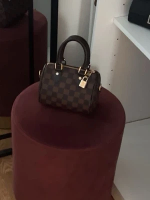 Väska  - Söt liten väska 