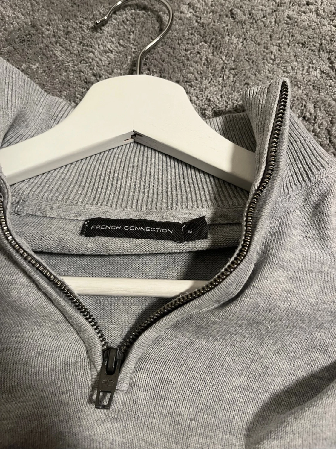 Grå half zip tröja från French Connection - 3