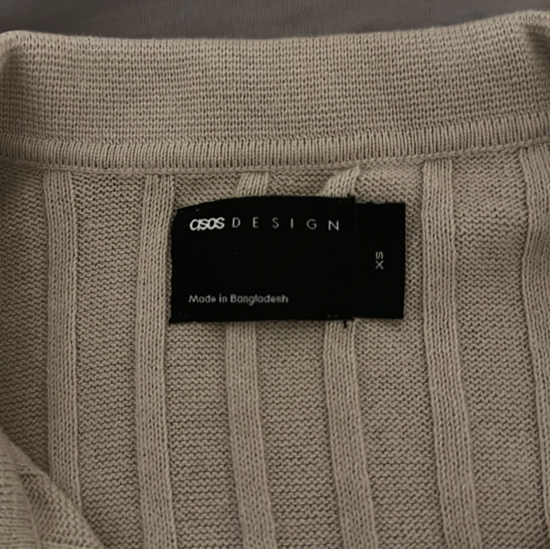 Beige ribbad skjorta från ASOS Design - 3