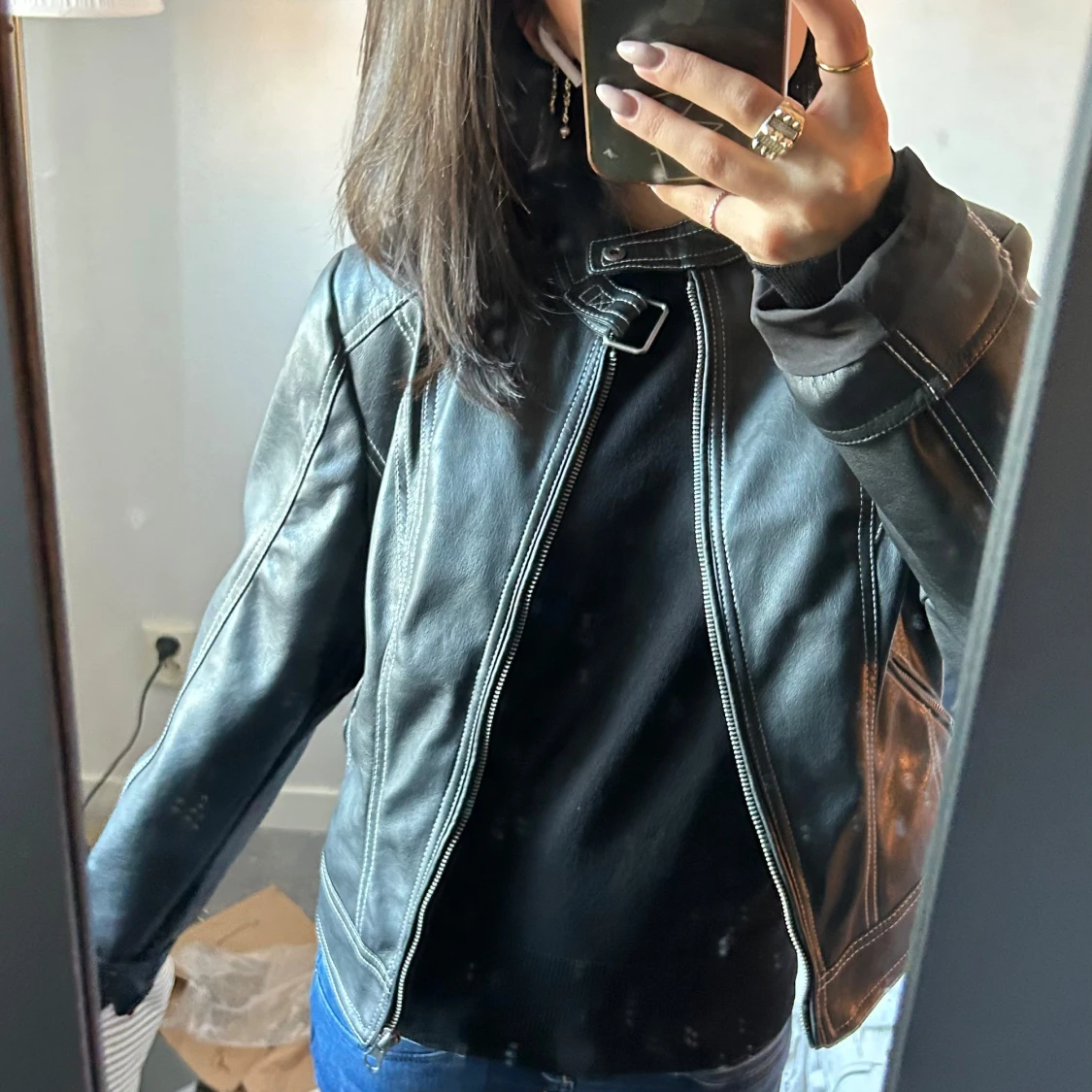 Svart skinnjacka  - 4