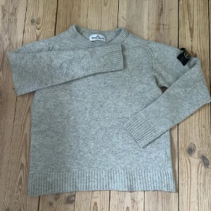 Morris och Stone Island tröja  - 2 pack 1100kr