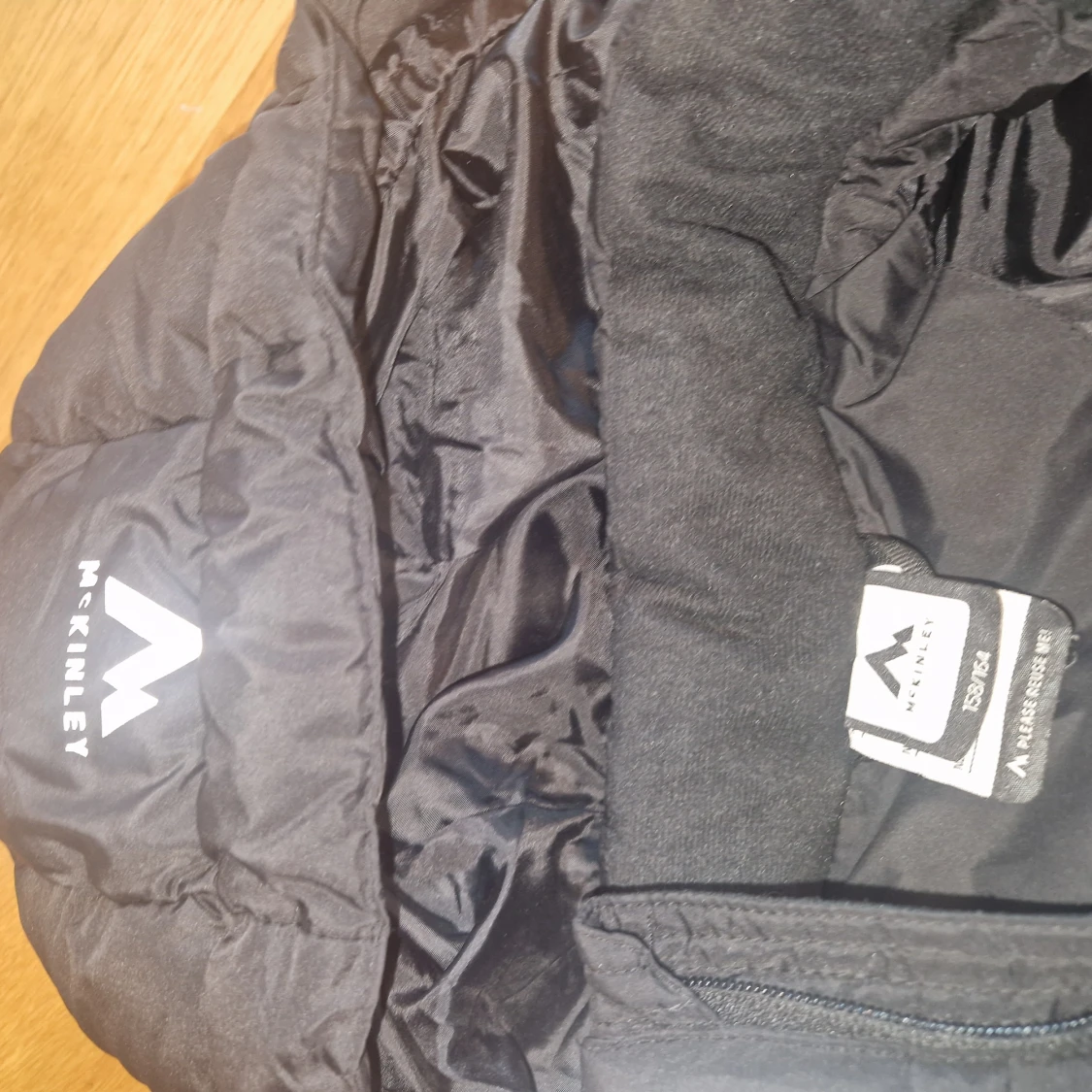 Svart pufferjacka från McKinley - 2