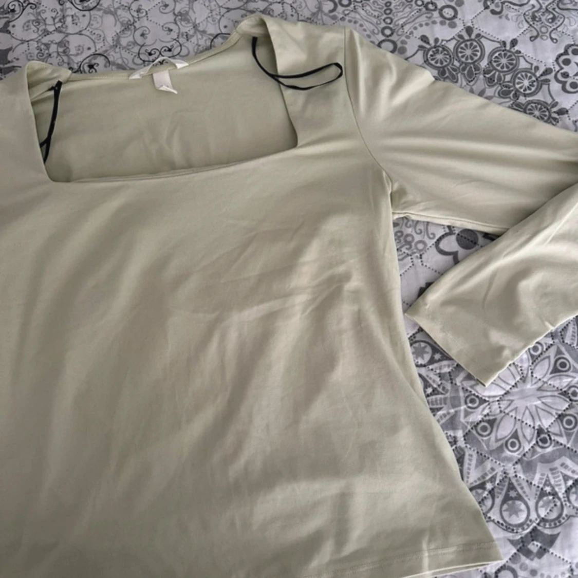 Ljusbeige långärmad topp H&M