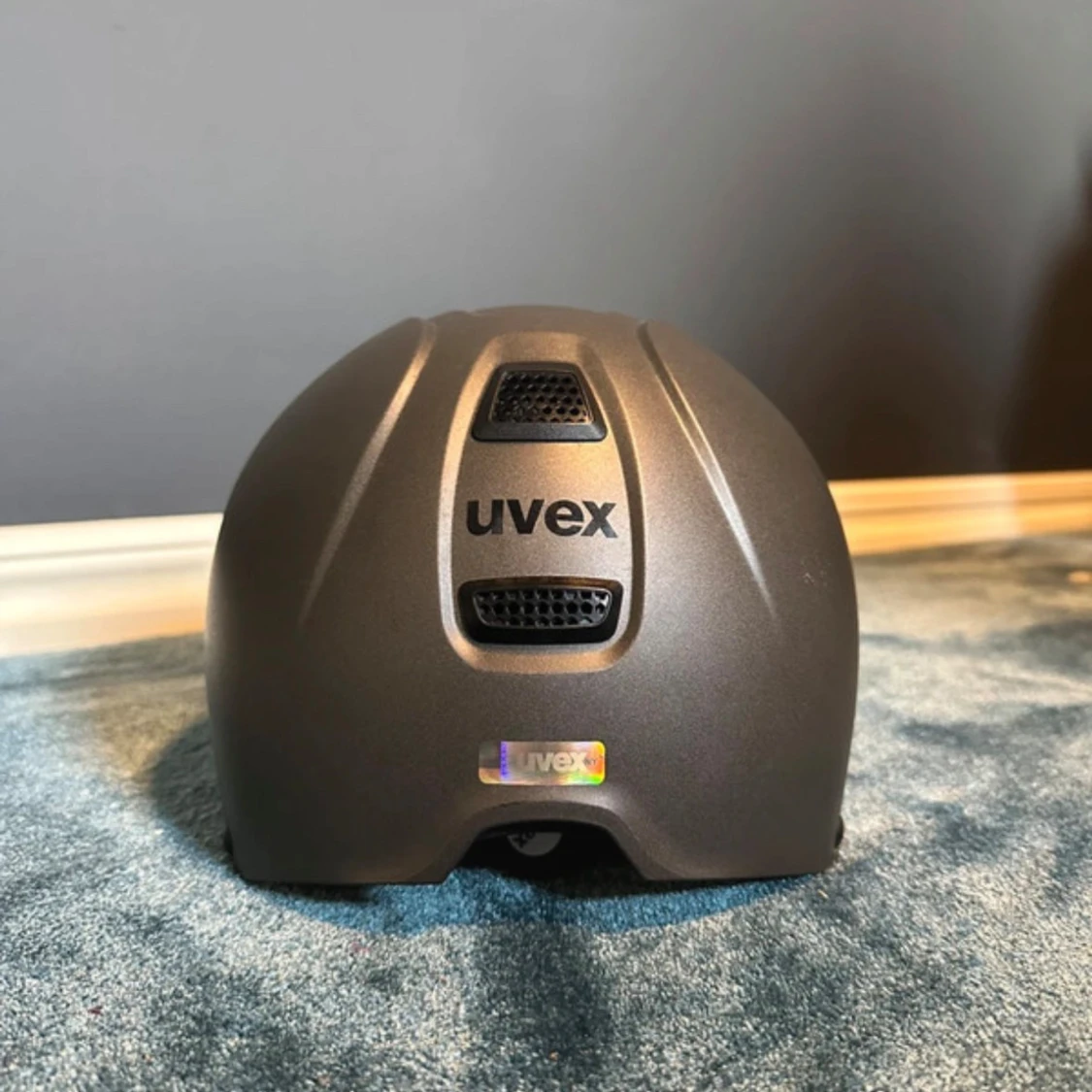 Uvex grå ridhjälm med ventilation - 2