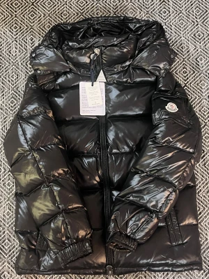 Moncler Maya Puffer Jacket Size 2 - In excellent condition. Very thick and warm. Fits S/M. Same day shipping.