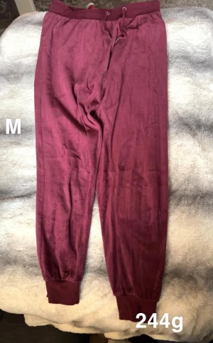 Mjukisbyxor  - Fint använt skick. Storlek m