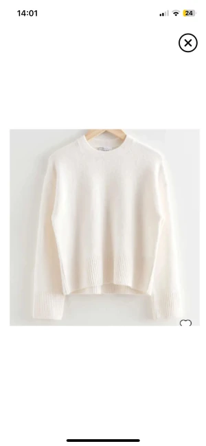 Vit stickad tröja från & other stories - Fin stickad tröja från & other stories. Priset kan sänkas vid snabb affär 🤍