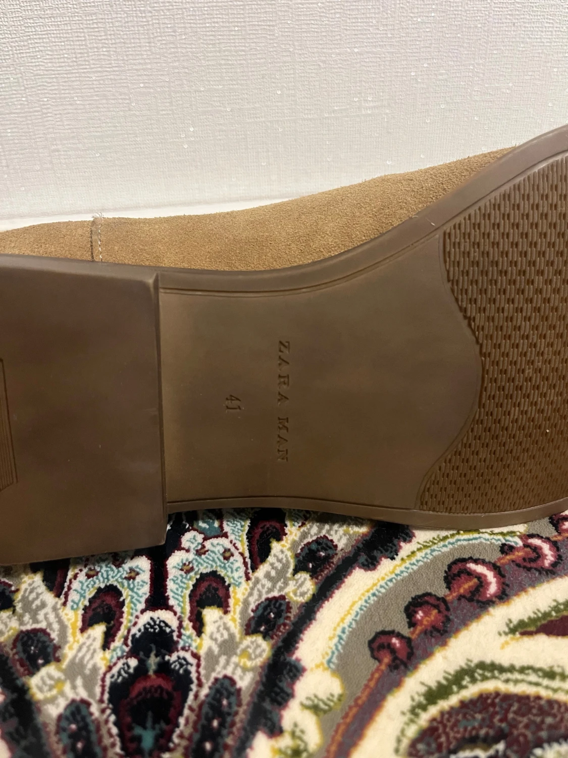 Säljer ett par skor  - 1