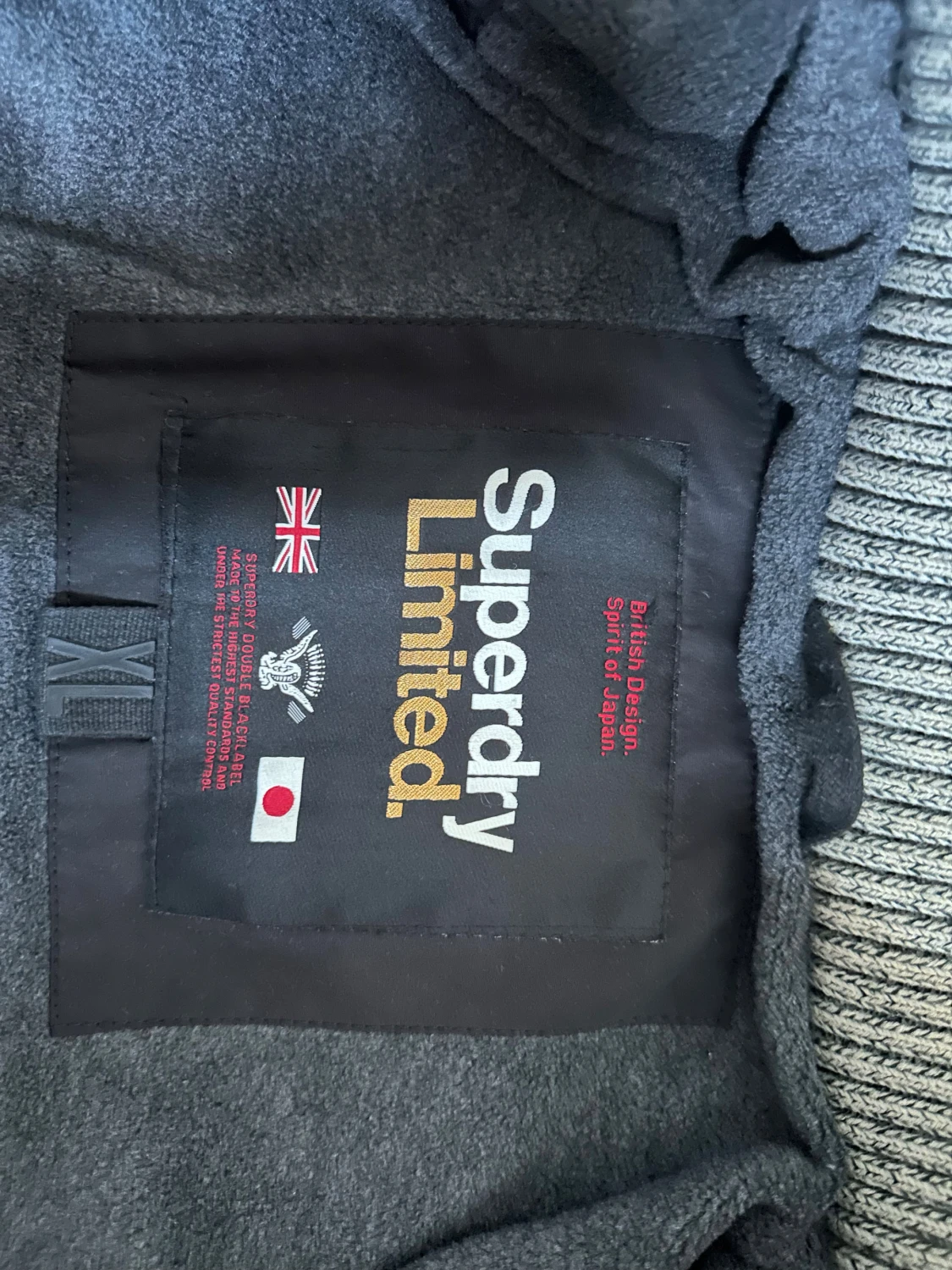 Svart quiltad jacka Superdry XL - 2