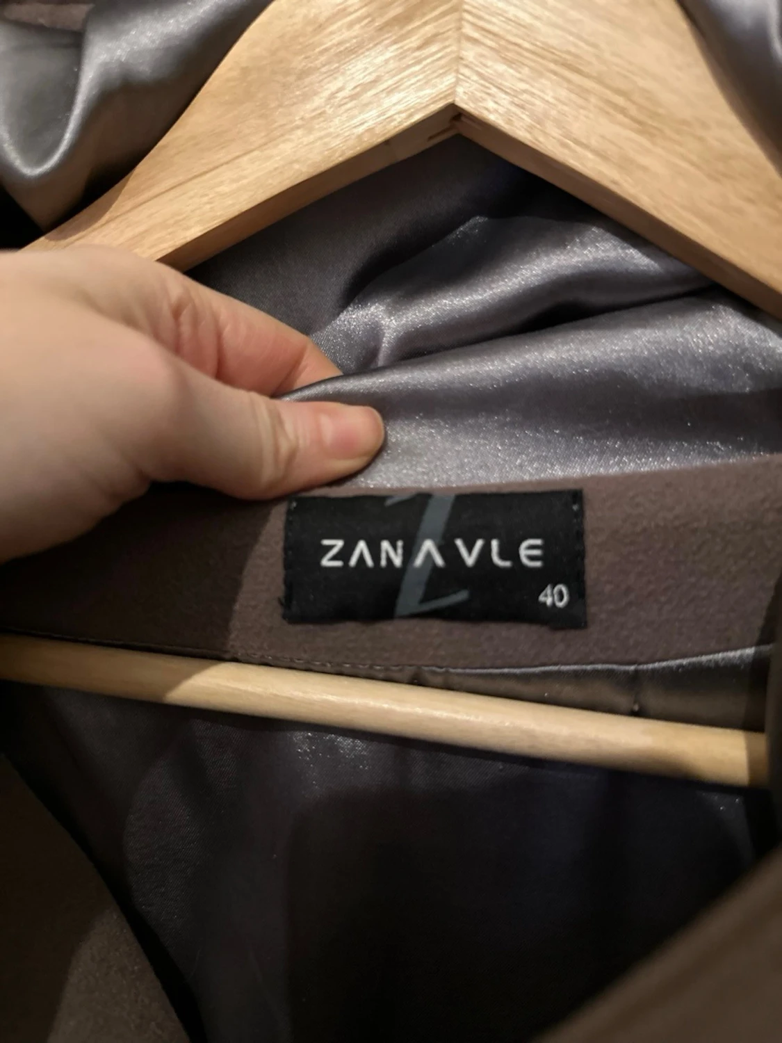 Brun kappa med stor krage från Zanavle - 3